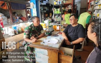 Danramil 03 / Siantar Bincang Bincang Di Kios Pupuk Bapak Richard Sinurat Pelaku Usaha, Sektor Pertanian 
